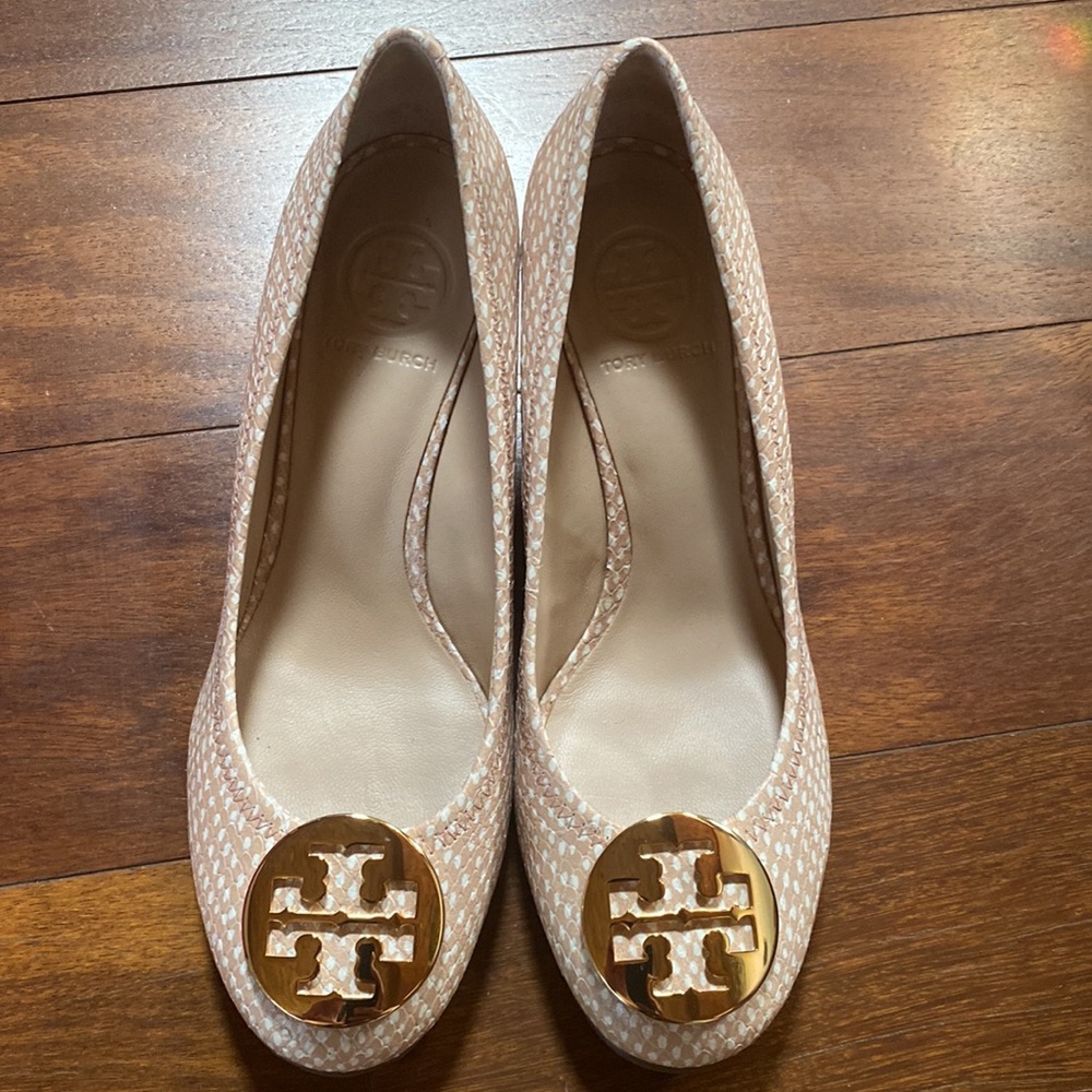 TORY BURCH WEDGES
